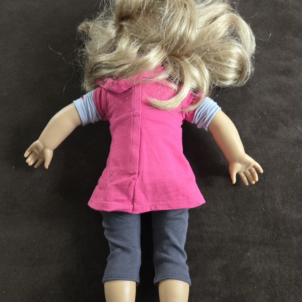 American Girl doll early 2000s. - Picture 2 of 7